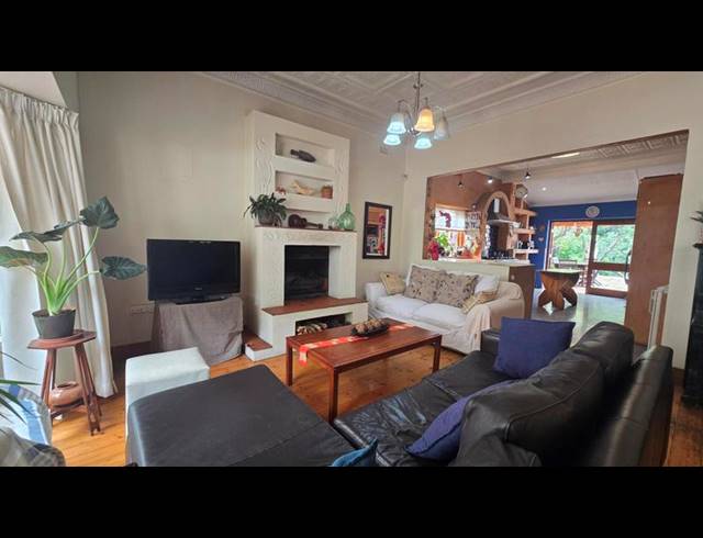 3 BEDROOM HOUSE FOR SALE IN KENSINGTON